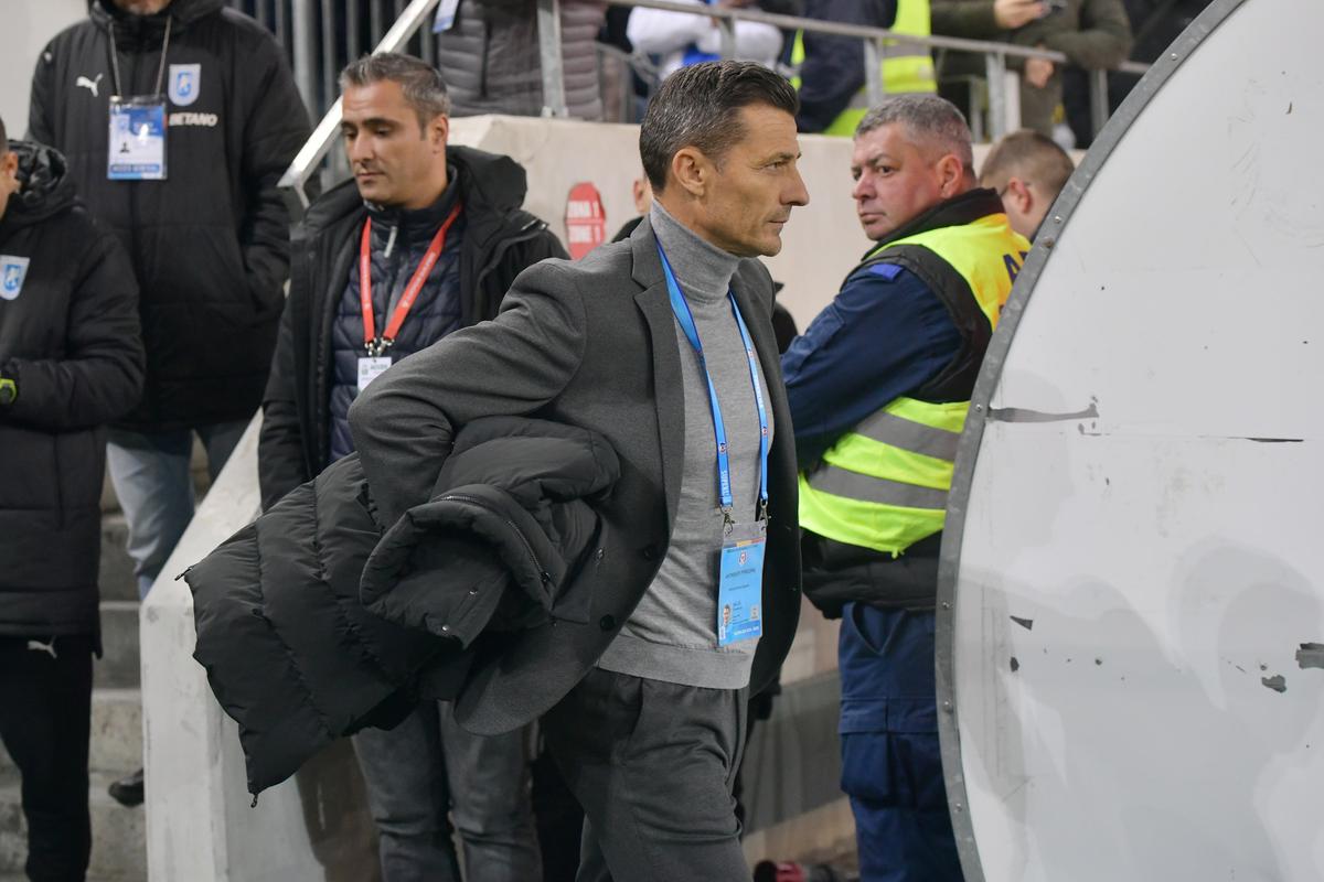 Fostul „decar” al echipei naționale este categoric: „Prea ușor acordat primul galben lui Vlădoiu! Putea fi acordat penalty la faultul lui Crețu asupra lui Paradela”