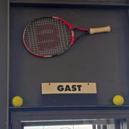 În vizită la clubul de tenis din Basel unde a crescut Roger Federer / FOTO: Cezar Titor, Remus Dinu (GSP)
