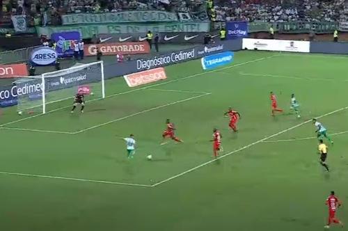 Juan Bauza, execuție splendidă în Atletico Nacional - America de Cali