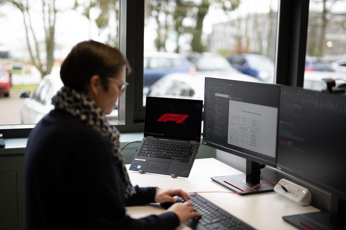 Centrul Media și Tehnologic al Formulei 1 - Biggin Hill