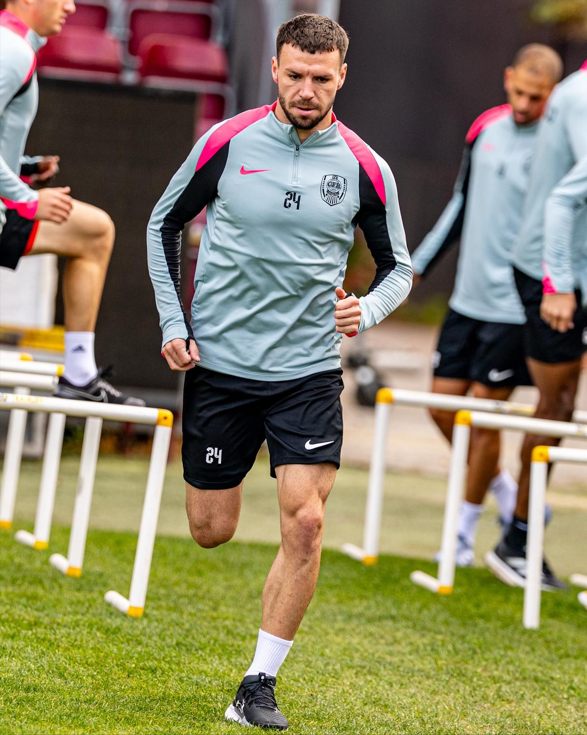Daniel Pancu, primul antrenament oficial la CFR Cluj » Imagini din Gruia