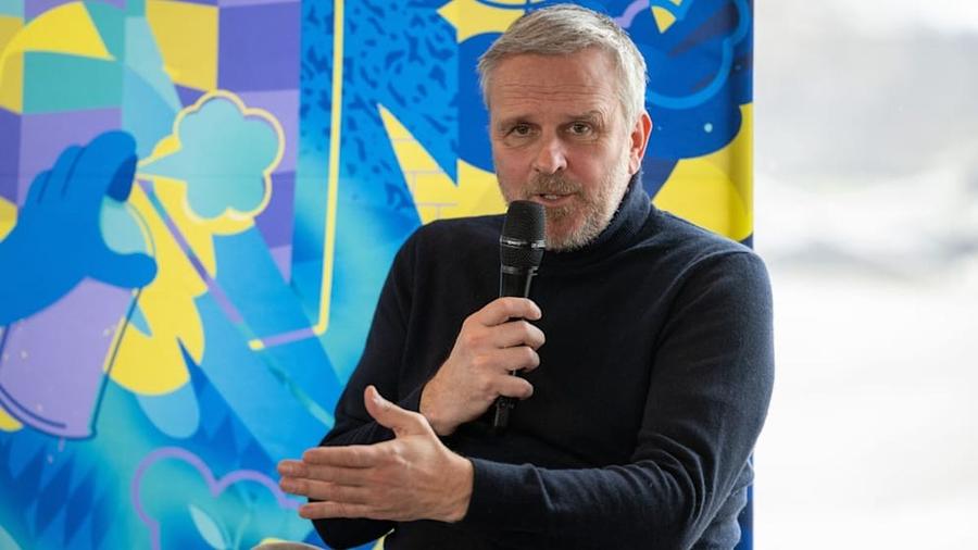 Fostul internațional german Dietmar Hamann lucrează acum ca analist TV, la Sky Germania Atac frontal la conducătorii lui Bayern: „Se laudă degeaba. Jucătorii au decis, nu ei!”