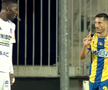 Tot stadionul a văzut penalty în Petrolul - FC Botoșani, dar el a făcut semn că n-a fost atins! A fost aplaudat de adversari