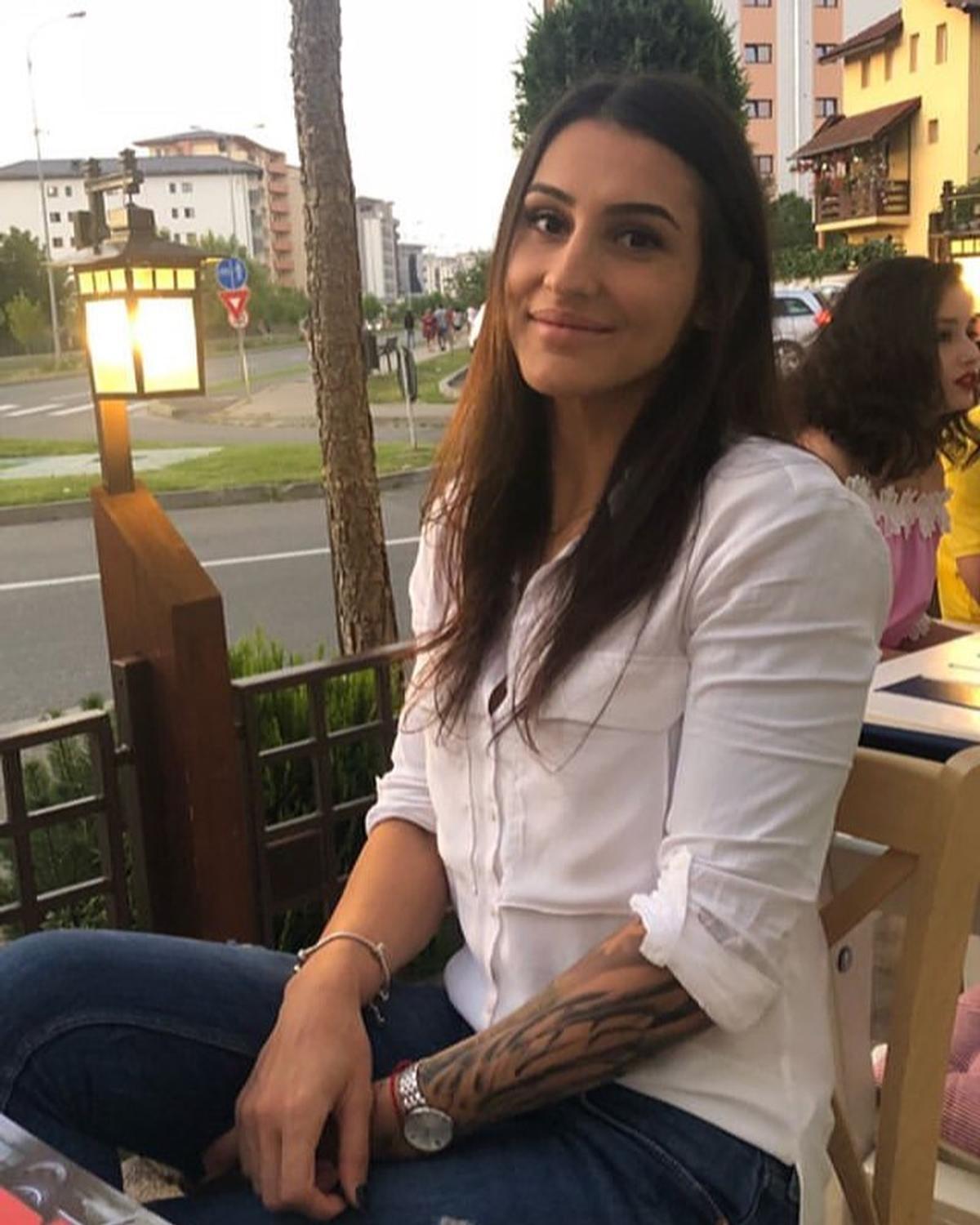 GALERIE FOTO Mădălina Zamfirescu, cea mai HOT handbalistă din Japonia