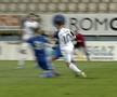 FOTO Două momente tensionate în Gaz Metan - Voluntari! Medieșenii au cerut penalty + Bergodi s-a certat cu omologii de banca adversă