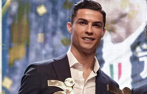 VIDEO Imagini incredibile! Ronaldo a așteptat în mașină și a intrat la Gala fotbalului italian doar când a fost sigur că a câștigat