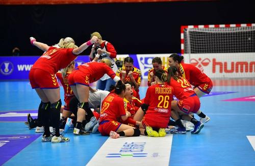 Crina Pintea (30 de ani), pivotul naționalei României, va lipsi de la Campionatul European de handbal feminin din Danemarca, fiind pozitivă cu Covid-19. Speră să revină în faza grupelor principale.