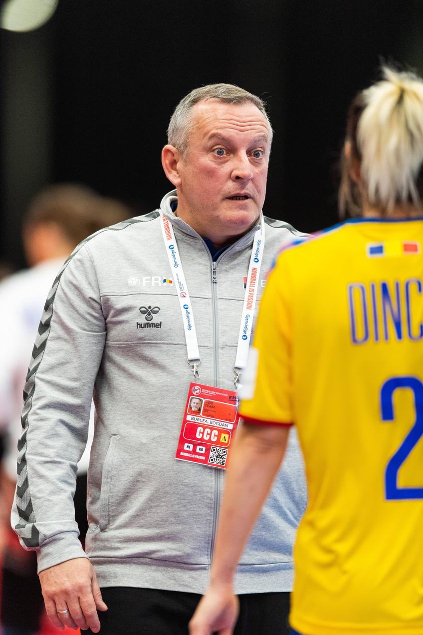 Bogdan Burcea (48 de ani) a analizat fiecare detaliu al meciului de debut de la Campionatul European de handbal, pierdut de România împotriva Germaniei, scor 19-22.