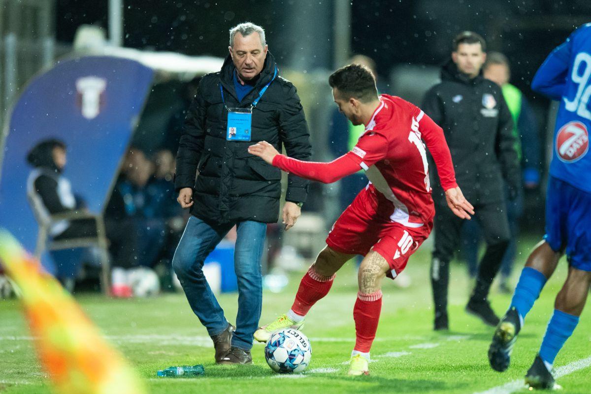 Și-au bătut joc de banii lui Rednic » Oferta all-inclusive pierdută de jucătorii lui Dinamo