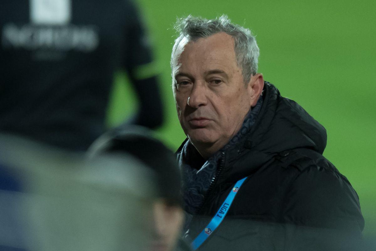 Rednic și-a desființat din nou jucătorii și anunță: „E timpul să plece!”