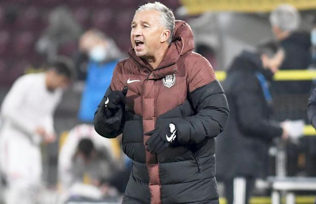 Dan Petrescu, iritat de întrebarea unei jurnaliste: „Cred că glumești, nu?”