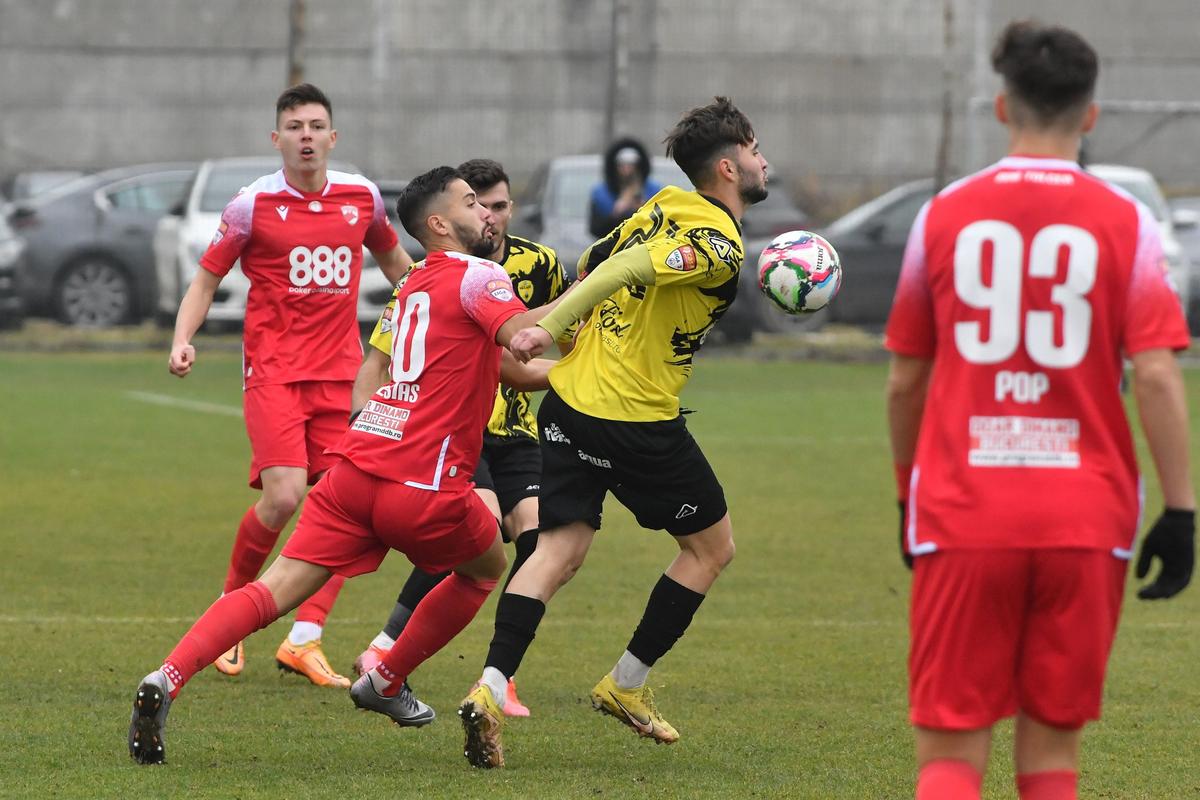 Rezultate finale + clasament în Liga 2 » Dinamo a câștigat la Brașov și s-a apropiat la două puncte de play-off