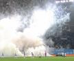 Derby-ul Craiovei, întrerupt mai bine de 10 minute! De ce a trimis Chivulete jucătorii la vestiare