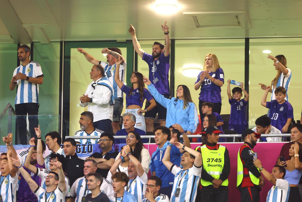 Leo Messi, „în transă” înainte de meciul cu Australia! Imagini spectaculoase din loja căpitanului Argentinei