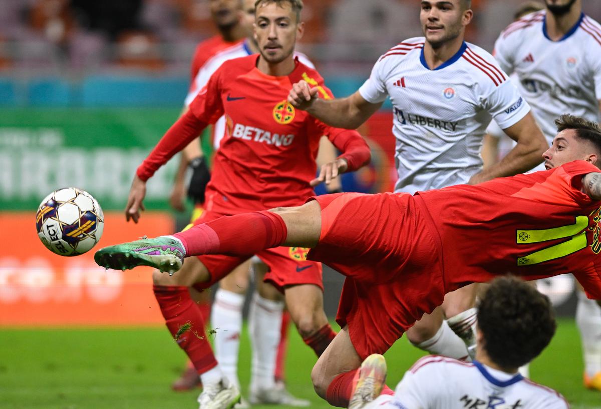 Anghel Iordănescu a pus la colț 3 jucători de la FCSB