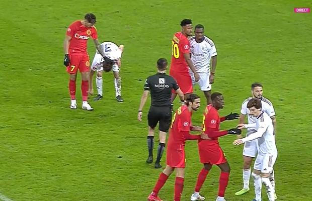 Gest prostesc în urma căruia Florinel Coman putea rata derby-ul cu CFR Cluj » A evitat șmecherește suspendarea, la ultima fază