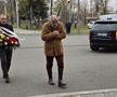 Gest special al lui Miodrag Belodedici lângă sicriul lui Helmut Duckadam, fostul lui coechipier