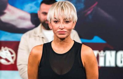 Giulia, făcută KO în ringul de box în doar câteva secunde, de o influenceriță maghiară! Gestul făcut la finalul meciului