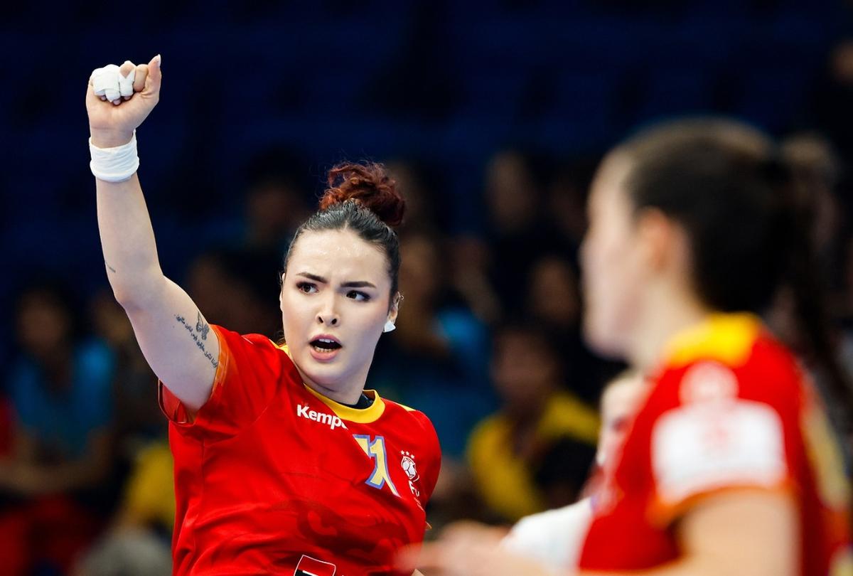 Viitorul star al naționalei de handbal feminin a României: „Muncesc! Prefer să îmi fie greu la 20 de ani, decât să-mi pară rău la 30!” + marele vis: „Am o poză!”