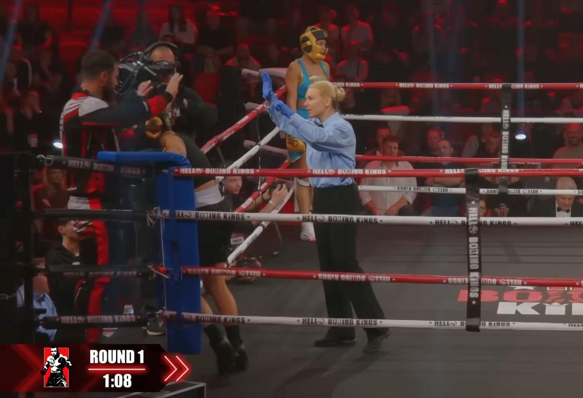 Giulia, făcută KO în ringul de box în doar câteva secunde, de o influenceriță maghiară! Gestul făcut la finalul meciului