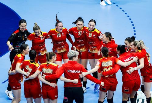 România - Serbia la Euro 2024, handbal feminin // Photos © EHF/kolektiff