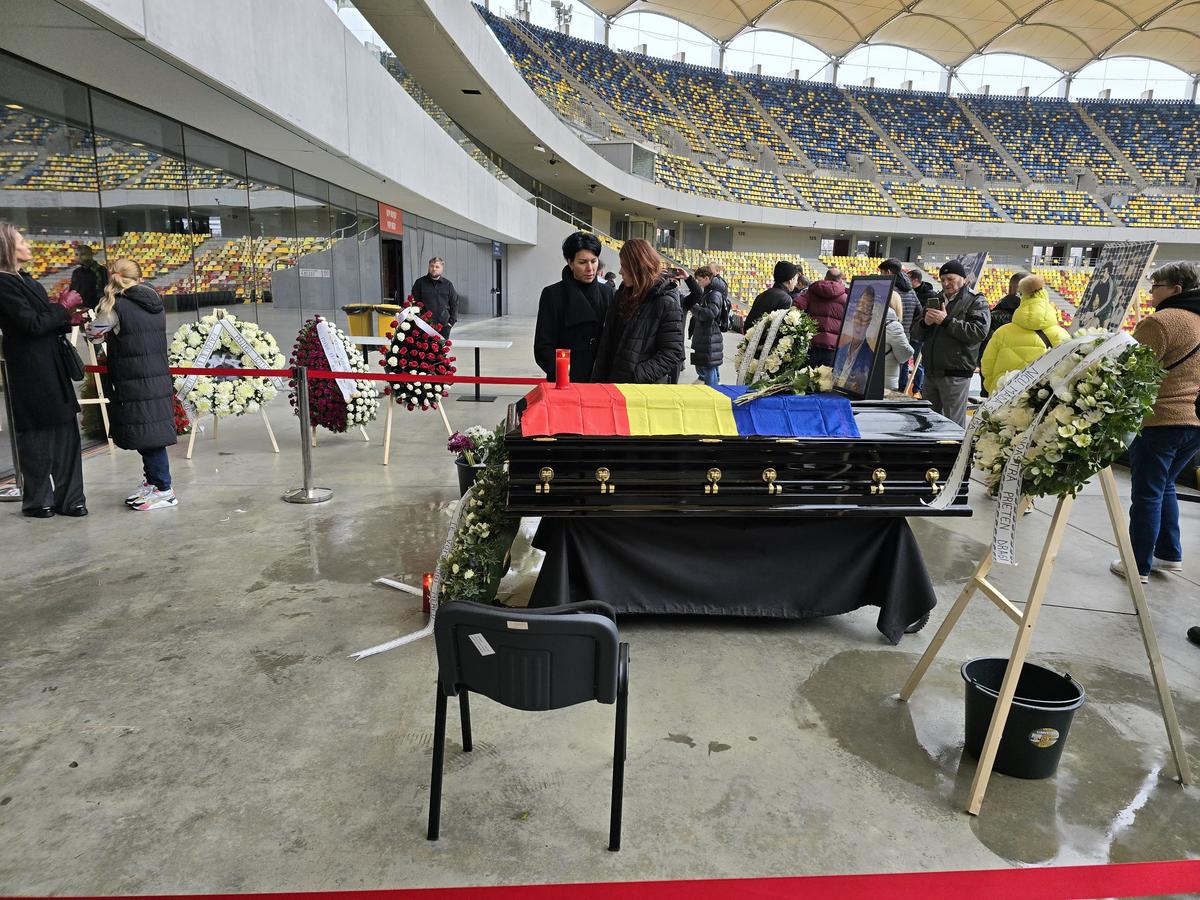Trupul neînsuflețit al lui Helmut Duckadam, depus pe Arena Națională