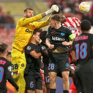 Alexandru Pantea (centru) // FOTO: Sport Pictures