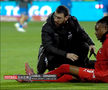 Mamadou Karamoko s-a accidentat la încălzire înainte de Farul - Dinamo // FOTO: captură Prima Sport