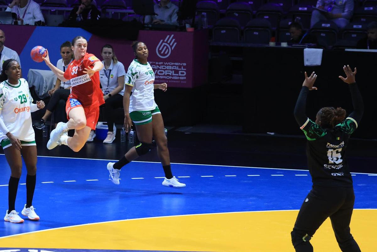 Rezultatul din Danemarca – Senegal a confirmat MATEMATIC eliminarea României de la Campionatul Mondial de handbal feminin