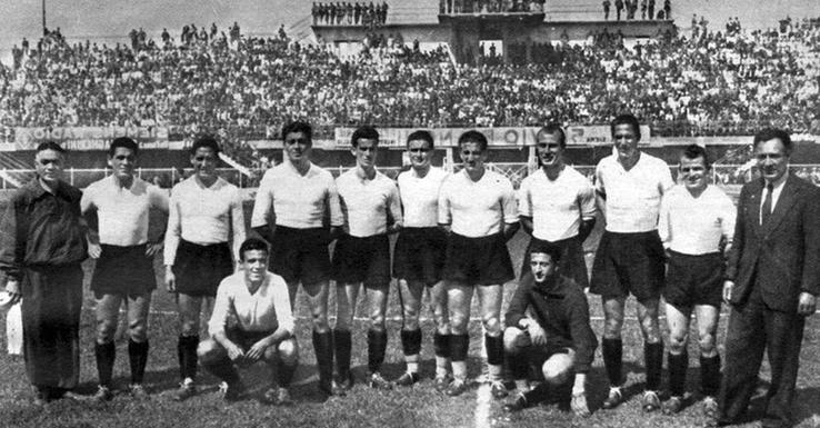 Livorno, 1942 - 1943, când a terminat pe locul 2 în Serie A