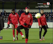 Mamadou Karamoko s-a accidentat la încălzire înainte de Farul - Dinamo // FOTO: captură Prima Sport