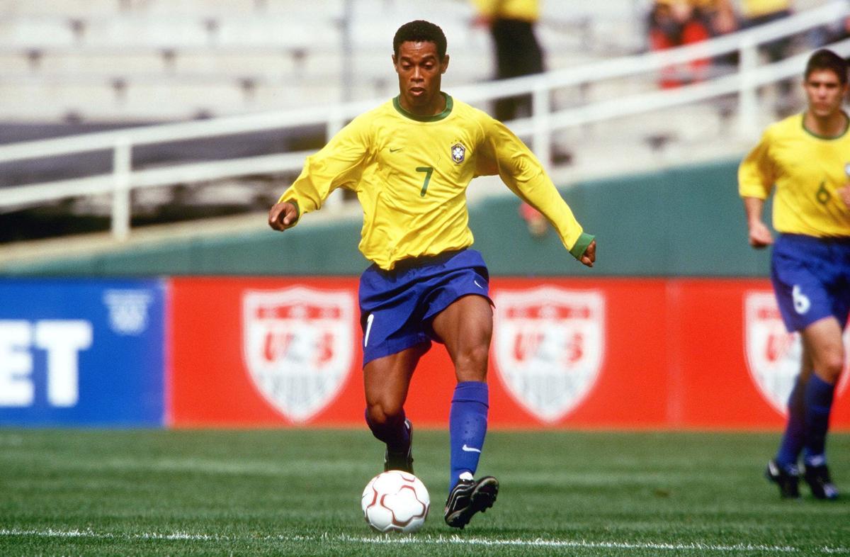 Ronaldinho a dat lovitura după ce a ieșit din închisoare! Cum a făcut brazilianul aproape 1 milion de euro
