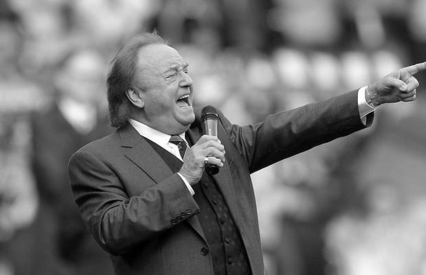 A murit interpretul celui mai cunoscut imn din fotbal, „You’ll Never Walk Alone”