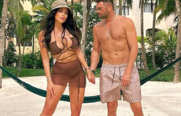 Cristi Pulhac și Raluca, surprinși într-o destinație exotică de Revelion » Fostul campion cu Dinamo și-a răsfățat iubita la trecerea în noul an