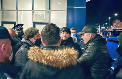 Nicolo Napoli, apostrofat de fanii FCU la venirea în Craiova: „Ne-am săturat! Lasă-ne, frate!”