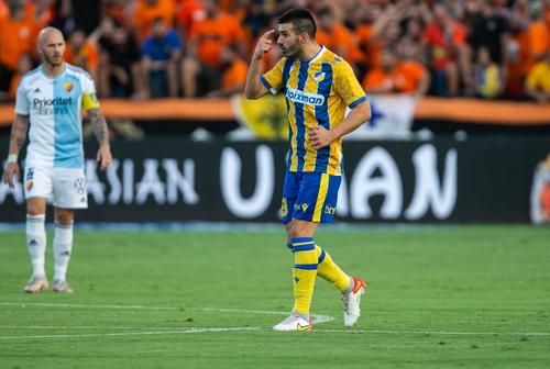 CFR Cluj l-a prezentat oficial pe atacantul croat Anton Maglica (31 de ani). / FOTO: Imago