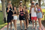 Rivalii trag tare în cantonamente, vedetele FCSB-ului continuă să se lăfăie în vacanțe de lux » Reacția lui MM când a văzut noile imagini