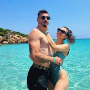 Andrei Burcă și Mara Iulia Cîmpean. Foto: Instagram @maraiulia
