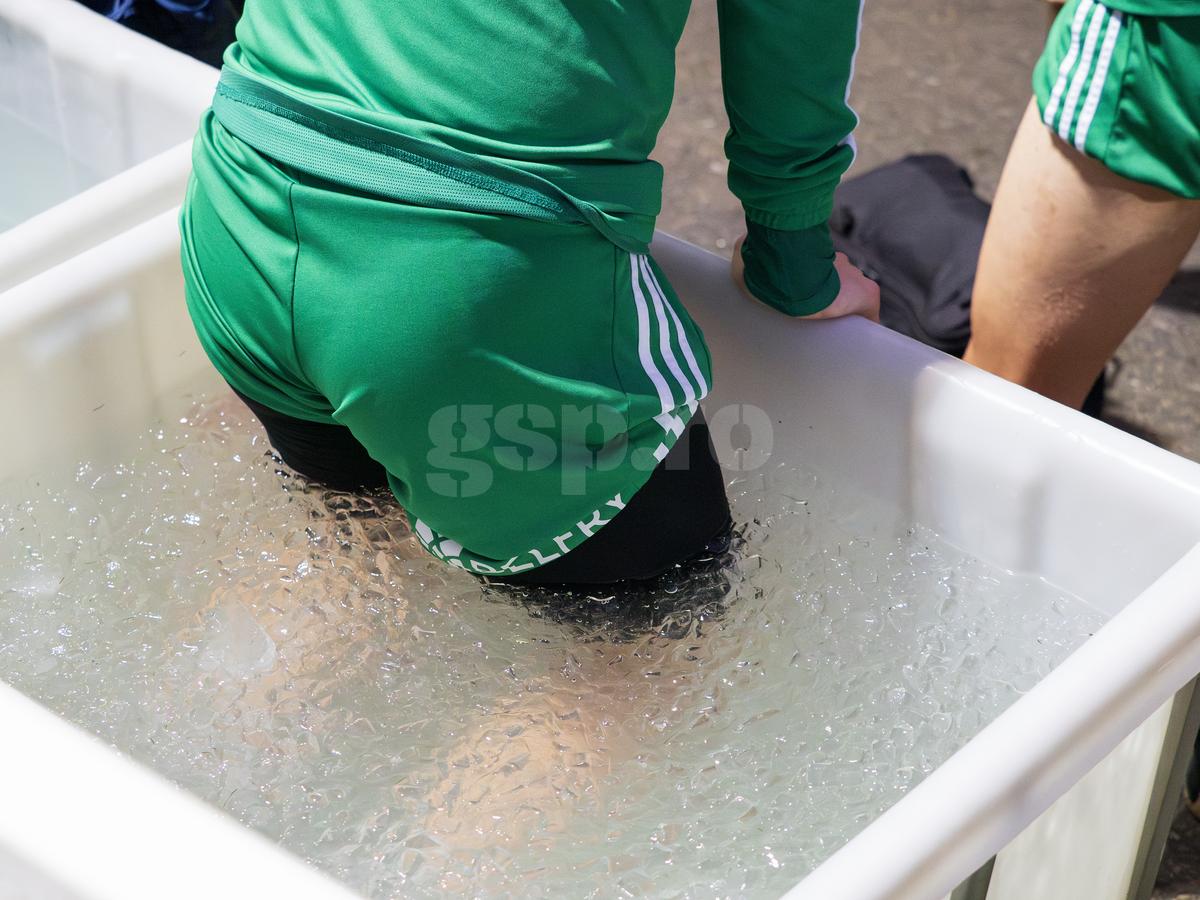 Sepsi atacă play-off-ul cu „metoda Wim Hof”:  imagini tari surprinse de GSP în cantonamentul din Antalya