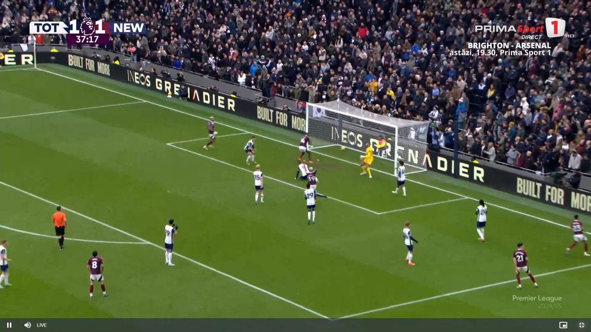 Nota lui Radu Drăgușin pentru prestația de coșmar din Tottenham - Newcastle » Postecoglou l-a schimbat la pauză, preferând să rămână fără stoperi de meserie!