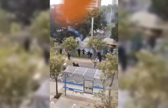 Imagini ca în Vestul Sălbatic înainte de meciul din Cupa Regelui în Spania » Au zburat scaune și a fost nevoie de intervenția poliției