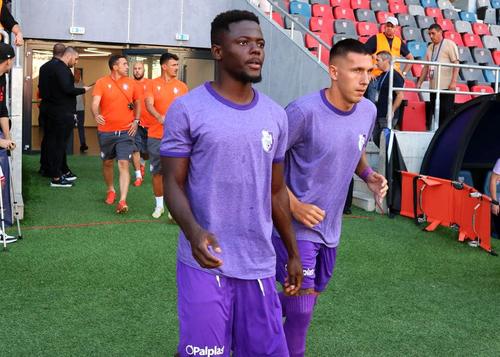 Kevin Doukoure nu a mers în cantonamentul desfășurat de alb-violeți în Antalya / Sursă foto: Facebook