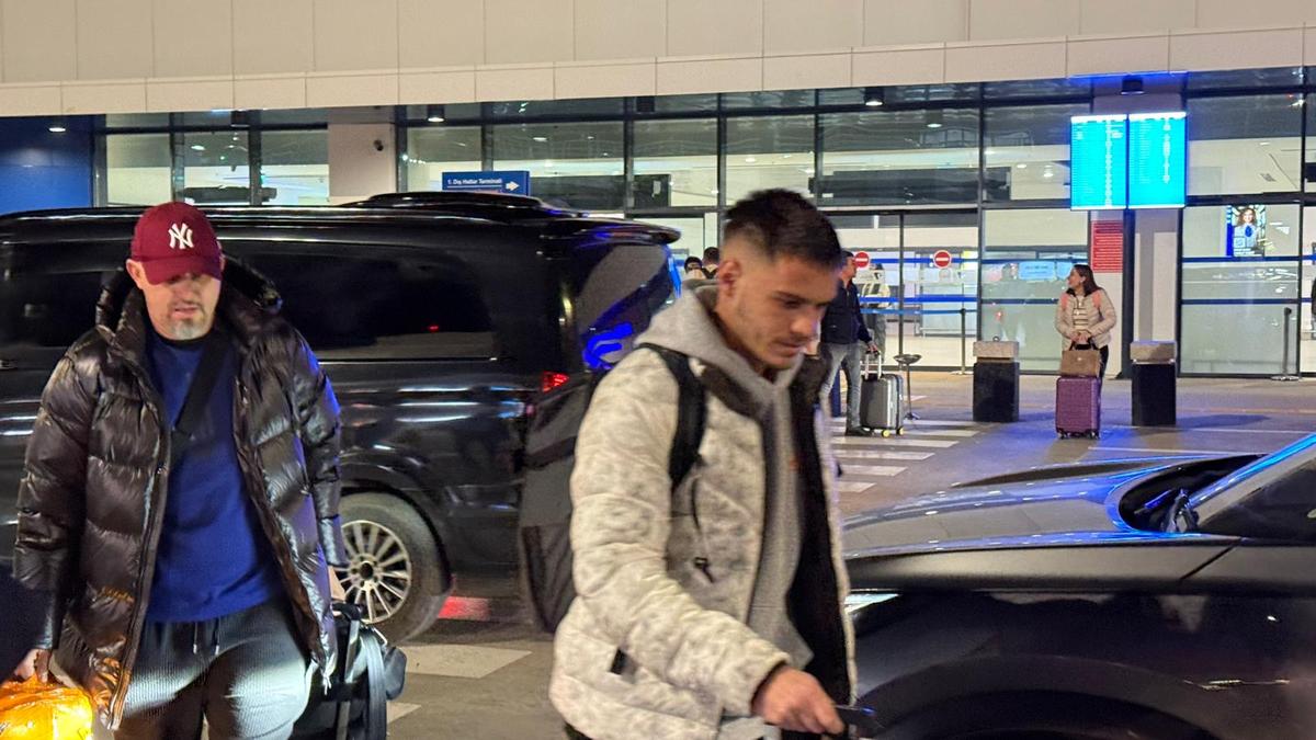 Daniel Paraschiv a ajuns în Turcia pentru a semna cu Rapid