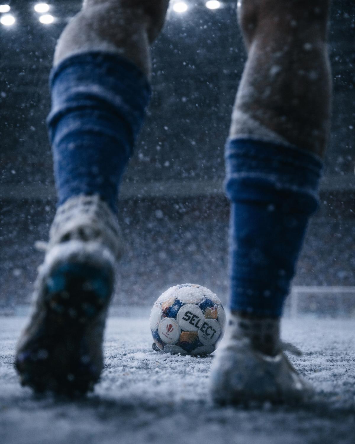 Superliga, îngropată în zăpadă! Cum ar arăta meciurile din România într-un scenariu de iarnă extremă