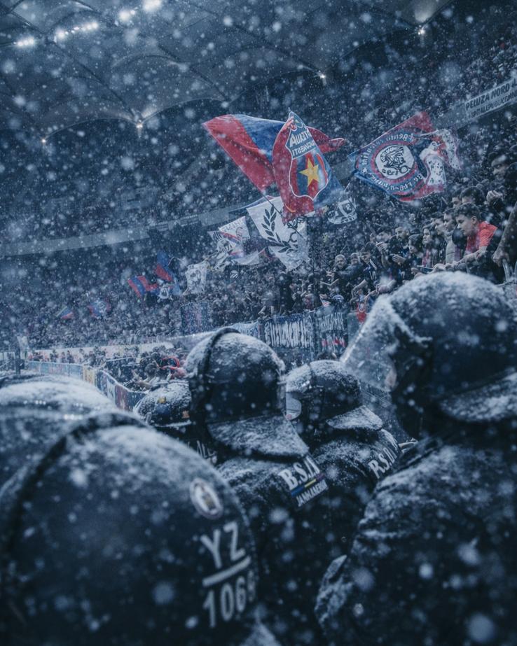Cum ar arăta meciurile din Superligă dacă s-ar juca în zăpadă. Foto: Dan Filipciuc
