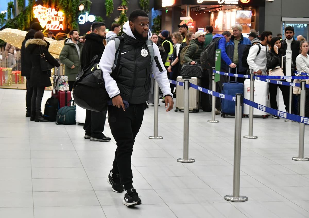 FCSB a plecat în Antalya, cu 29 de jucători în lot: Mihai Popescu a făcut deplasarea » 5 noutăți la campioană! Toate imaginile de pe aeroport