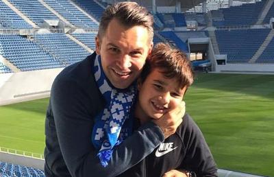 Ministrul Ionuț Stroe e fanul declarat Craiovei din Liga 1: „Am abonament din primul sezon, stau în spatele băncii noastre de rezerve”
