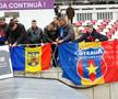 FOTO Ilie Bărbulescu a fost condus pe ultimul drum » Ultrașii de la FC Argeș și Steaua s-au strâns la stadion: „Anii trec și gloriile se duc / Astăzi e mai liniște fără «Balamuc»”