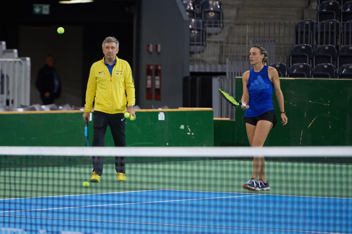 ROMÂNIA - RUSIA, FED CUP // VIDEO + FOTO Echipa României e gata pentru duelul cu Rusia: declarații + imagini de la antrenamentul de azi