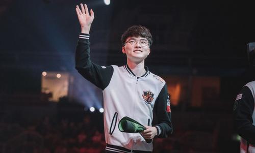 Faker este primul gamer care evoluează în 600 de meciuri în LCK